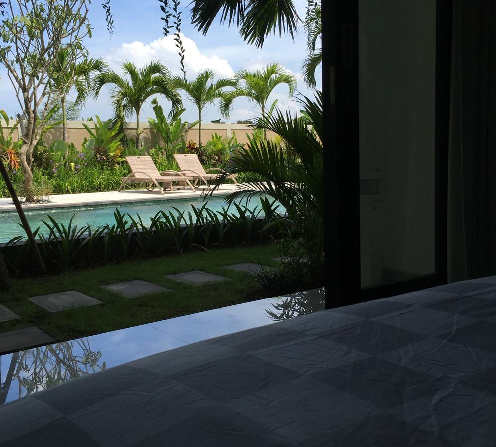 Indah Homestay Seminyak Exterior foto