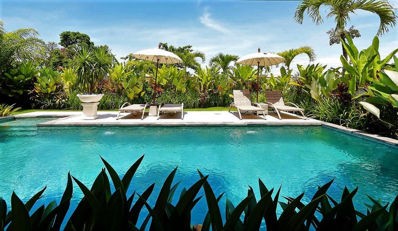 Indah Homestay Seminyak Exterior foto