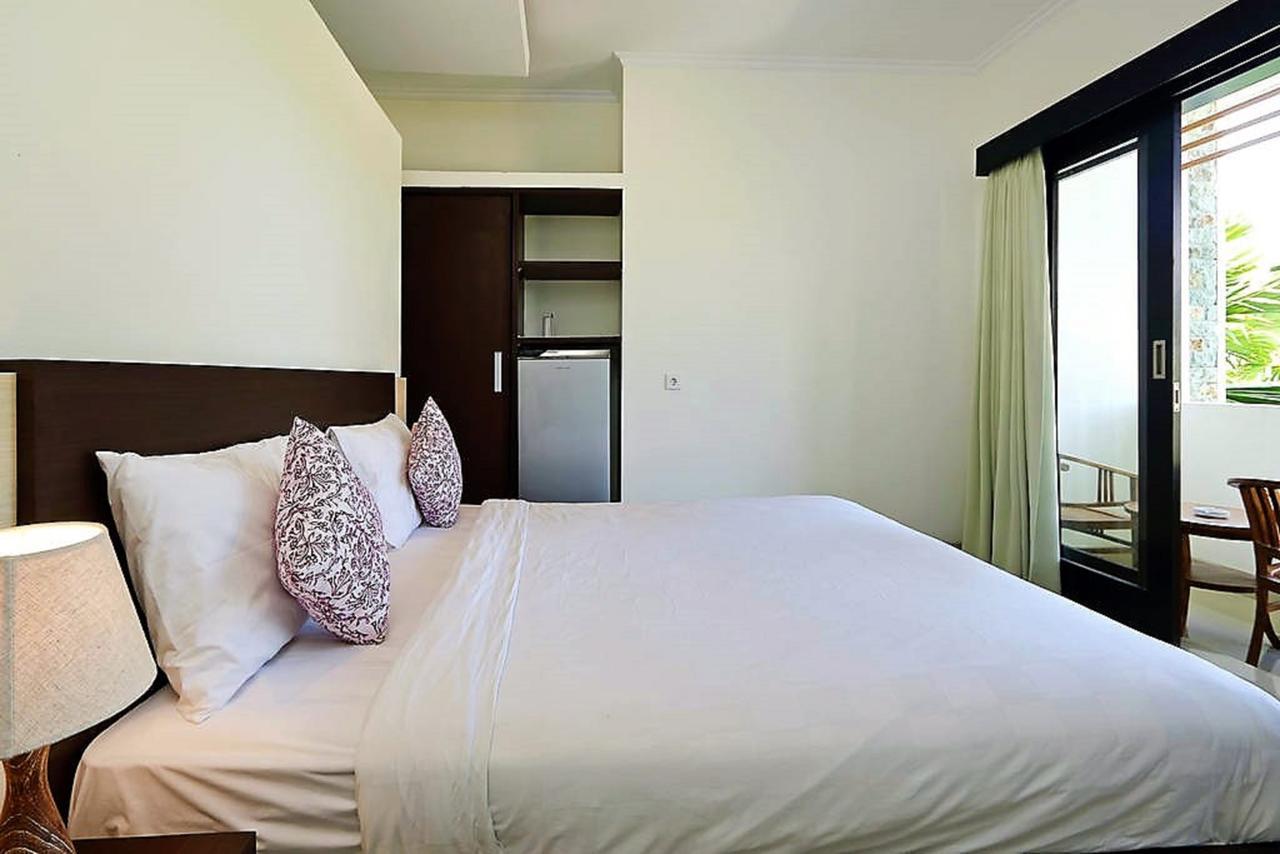 Indah Homestay Seminyak Exterior foto